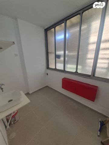 דירה, הביל"ויים 24, רמת גן