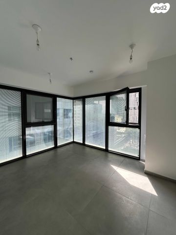 דירה, תוצרת הארץ 5, נחלת יצחק, תל אביב יפו