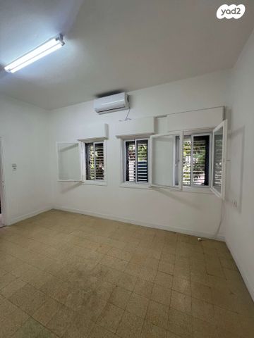 דירה, שדרות הציונות, הרצליה, חיפה