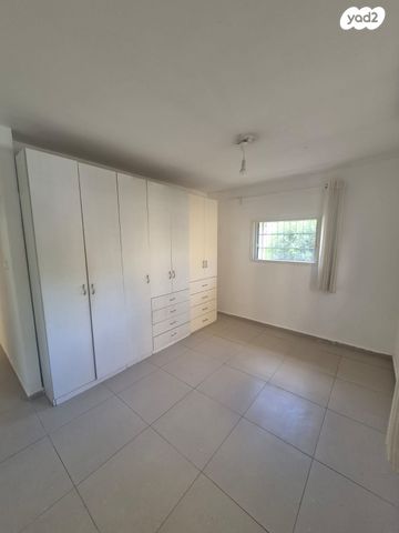 דירה, הביל"ויים 24, רמת גן