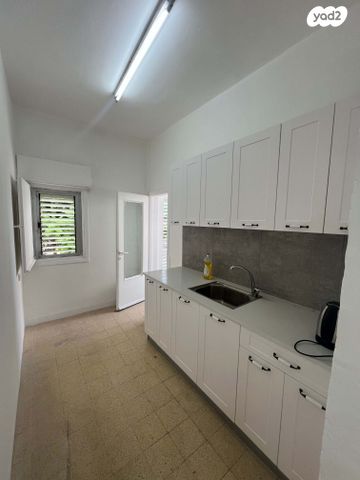 דירה, שדרות הציונות, הרצליה, חיפה