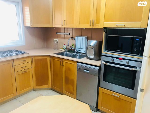 דירה, בר גיורא, קזן, רעננה