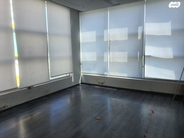 אולמות, הקוממיות, דרום חדש, פארק הים, בת ים