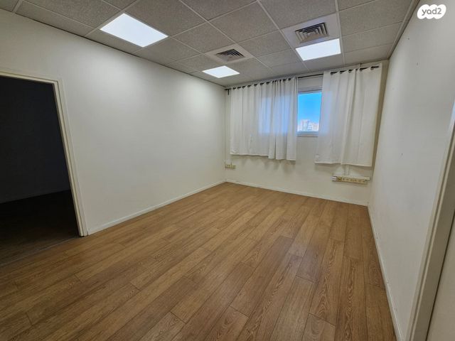 משרדים, היוזמים 6, אזור תעשיה יהלום, אור יהודה