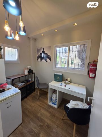 משרדים, שדרות גושן 30, קרית מוצקין