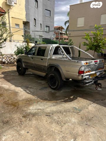 מודעת רכב מיצובישי טרייטון / L200