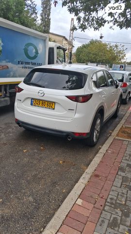 מודעת רכב מאזדה CX-5