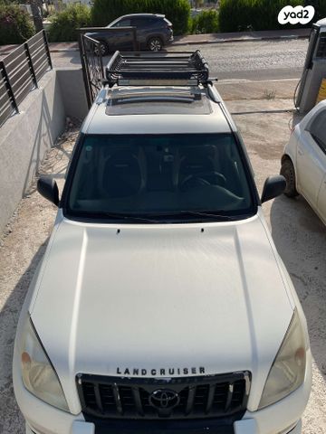 טויוטה לנד קרוזר