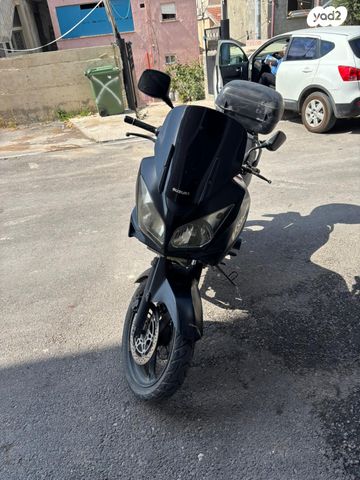 סוזוקי DL650 וי-סטרום
