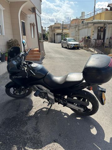 סוזוקי DL650 וי-סטרום