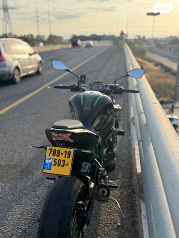 קאוואסאקי Z900