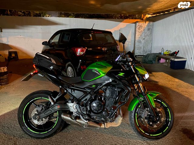 קאוואסאקי Z650 abs