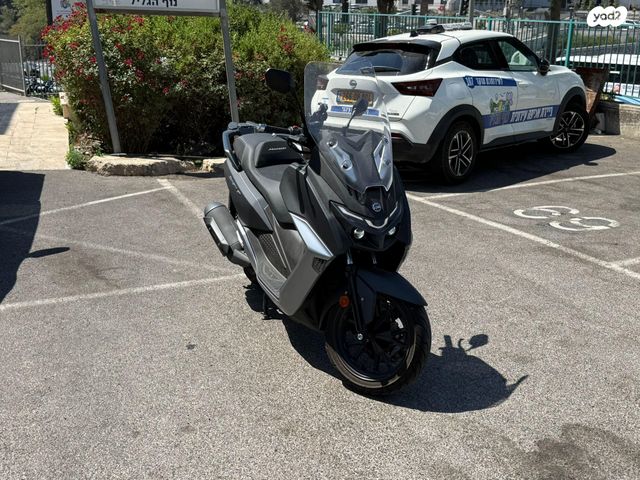 מודעת רכב סאן יאנג מקסים 400