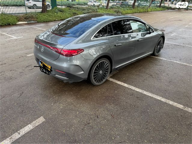 מודעת רכב מרצדס-בנץ EQE