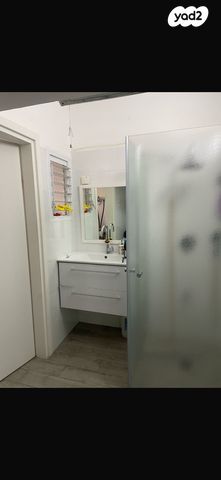 גיורא יוספטל 2