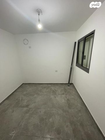 דירה, דב גור 30, רובע ו', אשדוד