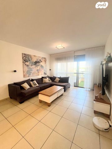 דירה, דרך דגניה 50, קרית השרון, נתניה