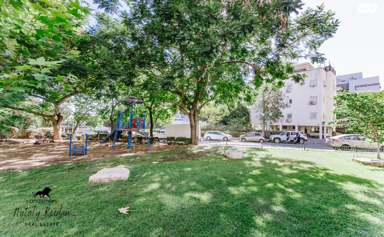 דירה, הרצל 7, מגדיאל, הוד השרון