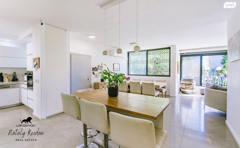 דירה, הרצל 7, מגדיאל, הוד השרון