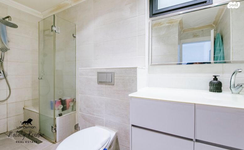 דירה, הרצל 7, מגדיאל, הוד השרון