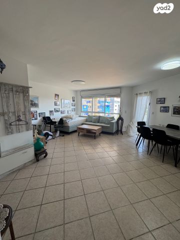 רביבים, גני ראשון