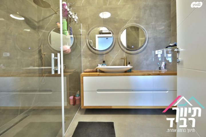 גג/ פנטהאוז, גבעת אלונים, קרית אתא