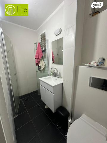 דירה, הרב רפאל אנקואה 46, שער העליה, חיפה