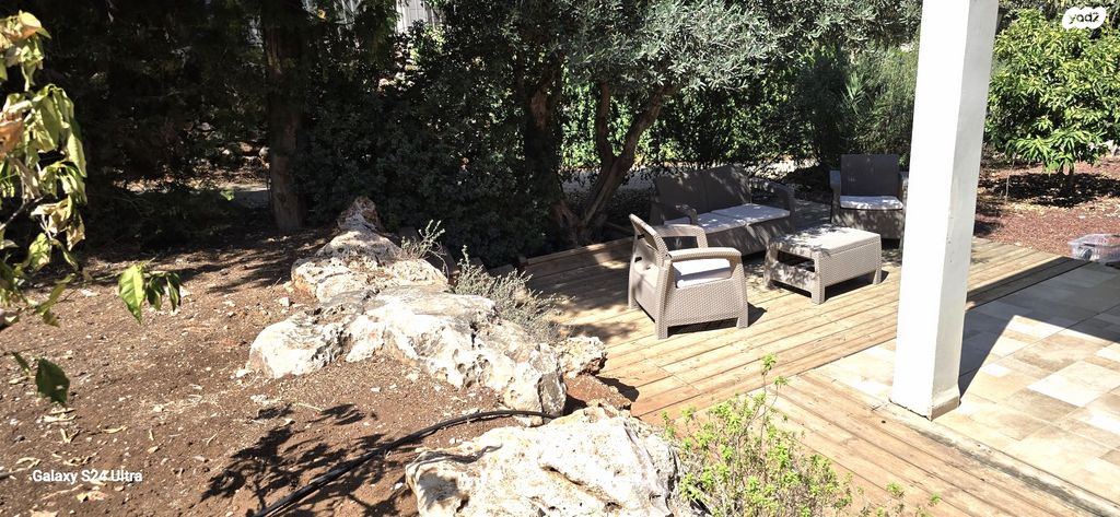 בית פרטי/ קוטג', שכניה