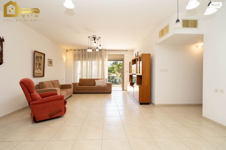 דירה, עבר הירדן, קרית אונו