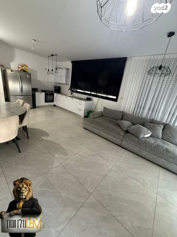 דירה, אריאל שרון 1, נווה שרון / שער העיר, נתיבות