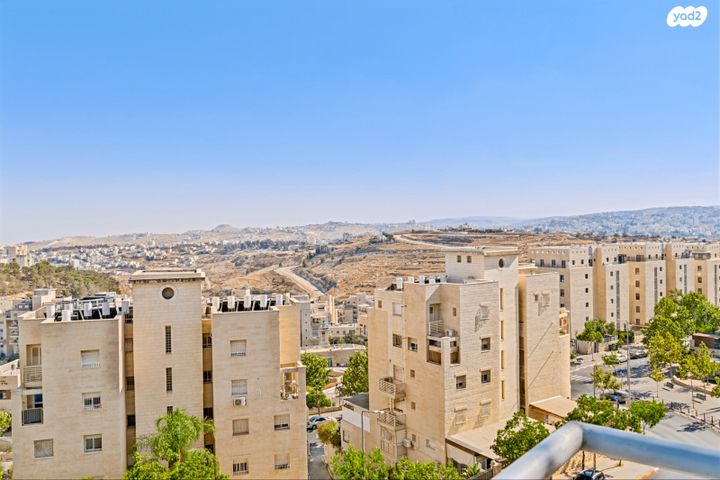 דירה, אליהו קורן, חומת שמואל, הר חומה, ירושלים