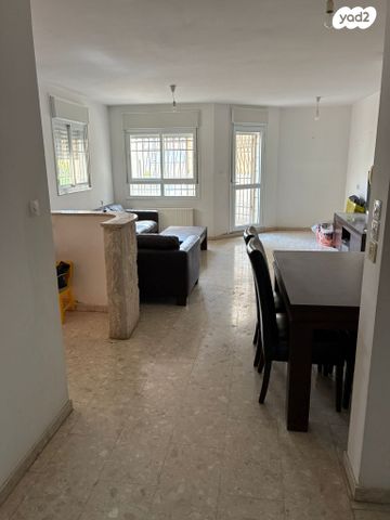 דירה, אריה דולצ'ין, גבעת משואה, ירושלים