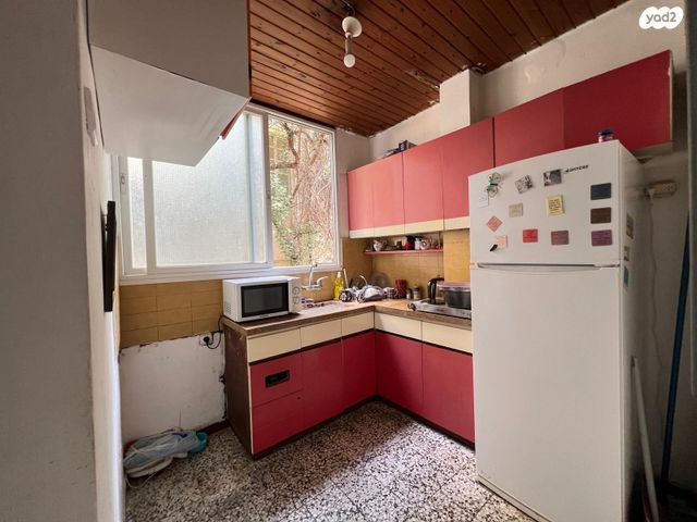 דירה, רבי יהודה הנשיא, עליות, רמת גן