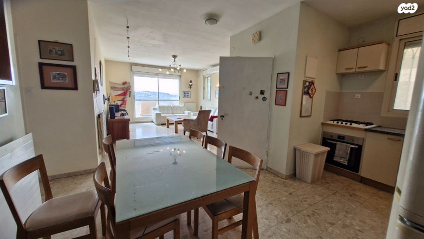 דירה, אל סלוודור, גבעת משואה, ירושלים