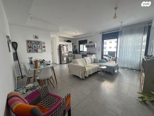 דירה, אור ים, אור עקיבא