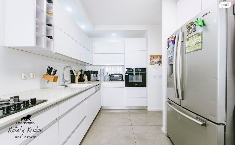 דירה, הרצל 7, מגדיאל, הוד השרון