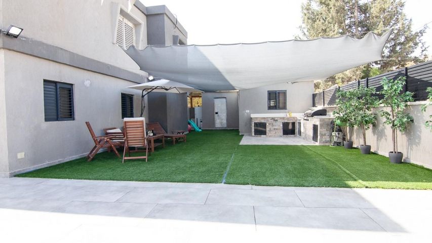 דירת גן, נאות רחל, חולון