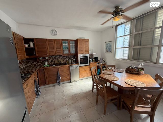 גג/ פנטהאוז, רעננה