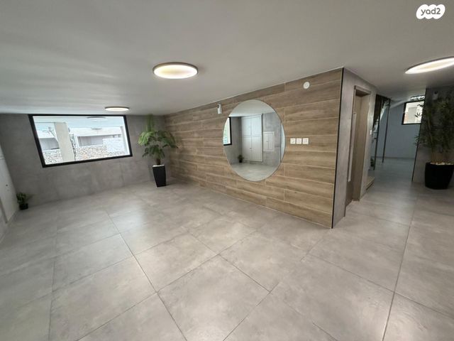 גג/ פנטהאוז, רעננה