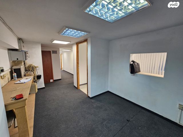 משרדים, היוזמים, אזור תעשיה יהלום, אור יהודה