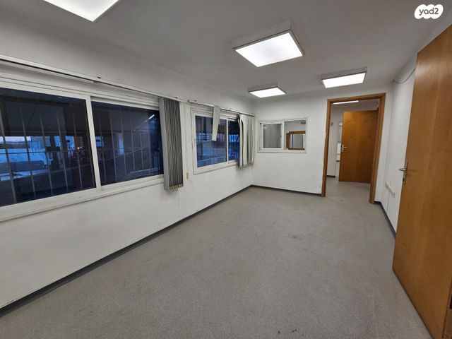 משרדים, היוזמים, אזור תעשיה יהלום, אור יהודה