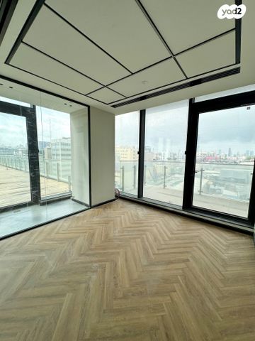 משרדים, פתח תקווה