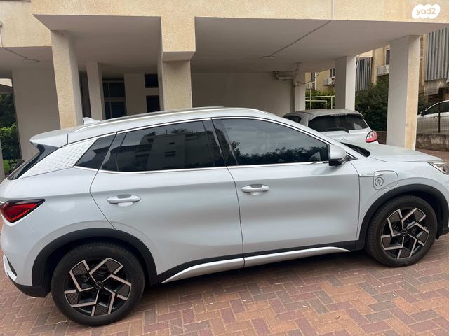 מודעת רכב בי.ווי.די אטו 3