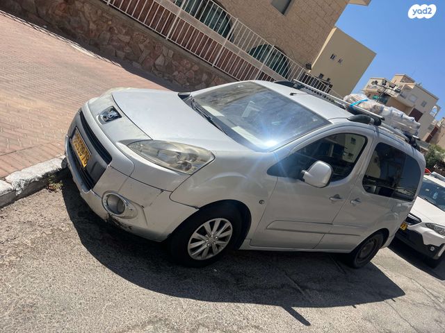 פרטנר Extra ידני 1.6 (92 כ״ס)