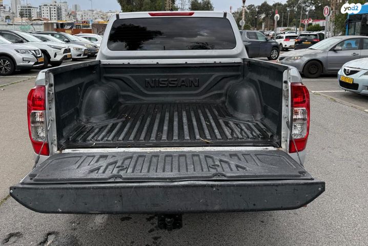 ניסאן נבארה