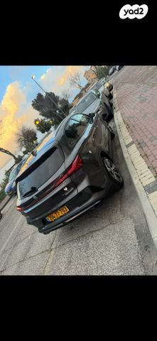 אם ג'י מארוול R