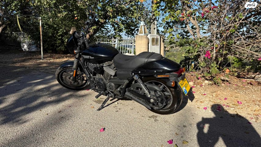 הרלי דיווידסון סטריט רוד 750