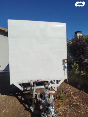 מודעת רכב נגרר (קראוון נגרר)