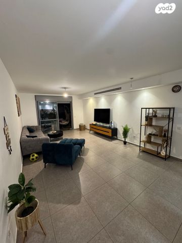 דירה, אליהו הנביא 56, פסגות אפק, ראש העין