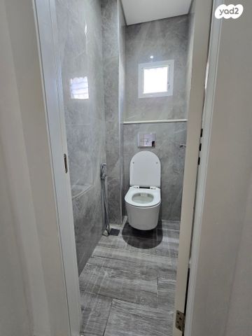 דירה, גולדה מאיר 1, קרית ים ד', קרית ים